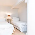 Between Saint Germain & Eiffel Tower High Ceiling Renovated Townhouse Terrace Ac!!!!