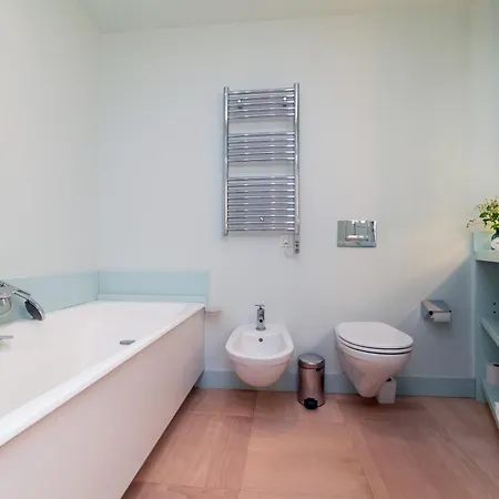 Between Saint Germain & Eiffel Tower High Ceiling Renovated Townhouse Terrace Ac!!!! * Paris
